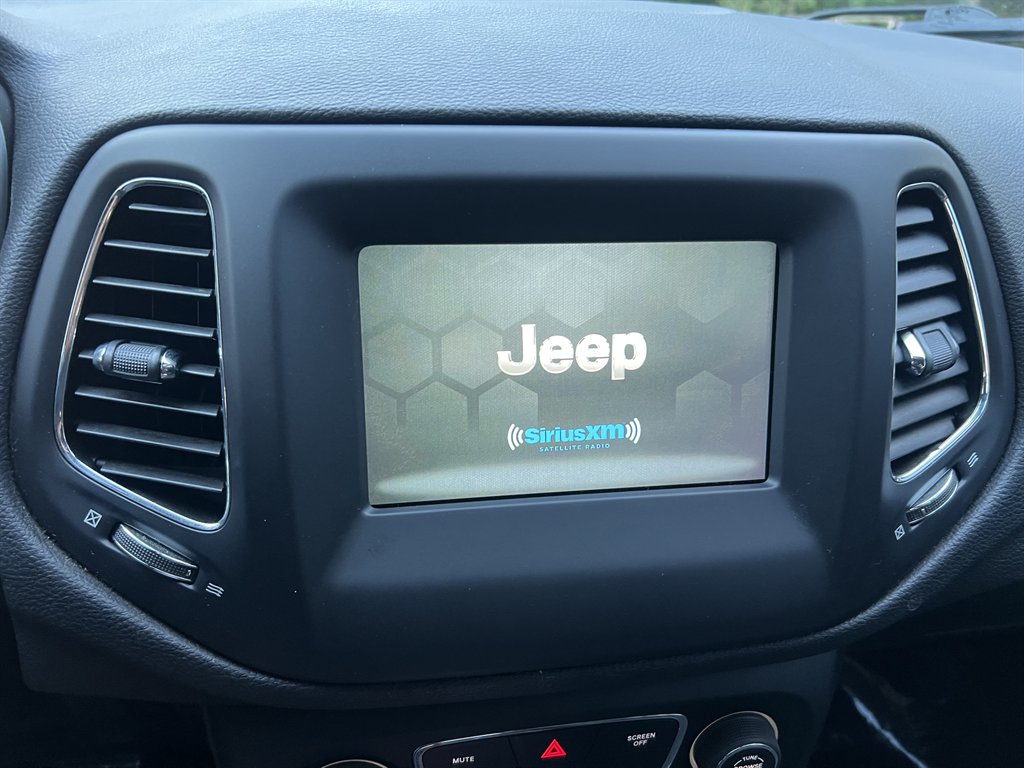 2019 Jeep Compass - $10,999