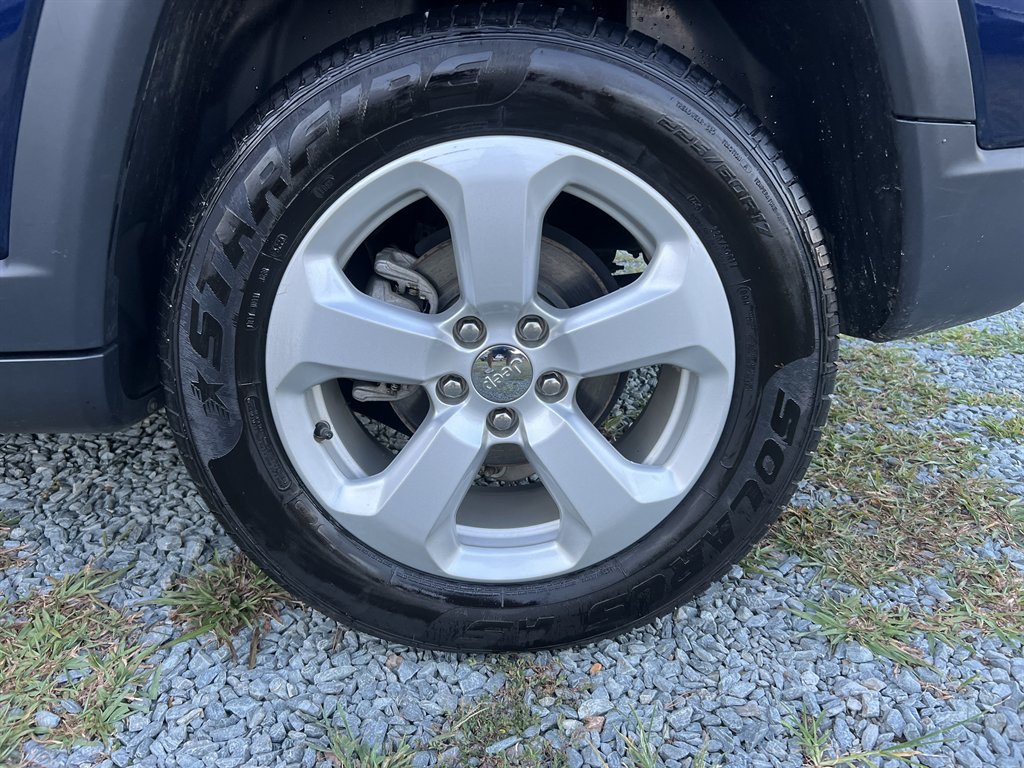 2019 Jeep Compass - $10,999