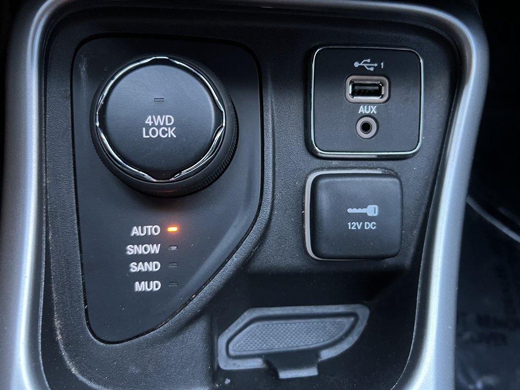 2019 Jeep Compass - $10,999