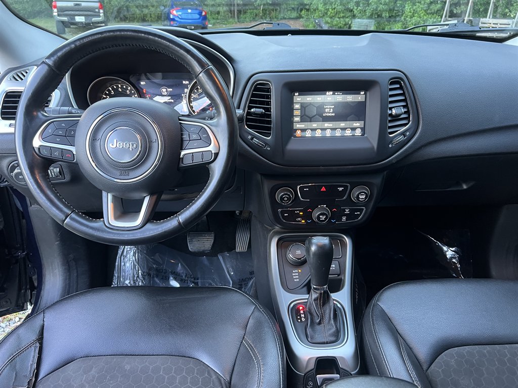 2019 Jeep Compass - $10,999