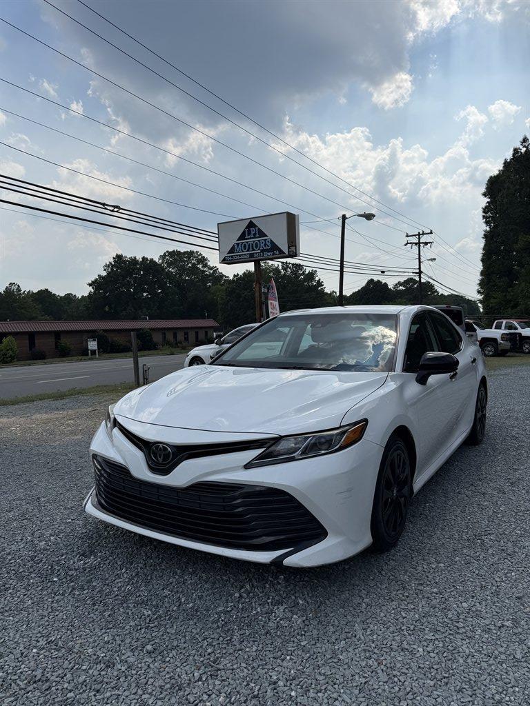 2019 Toyota Camry - $14,999