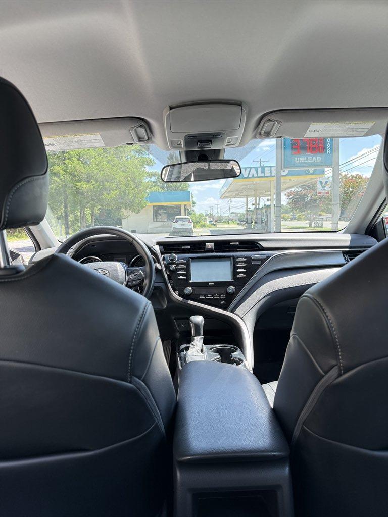 2020 Toyota Camry - $19,999