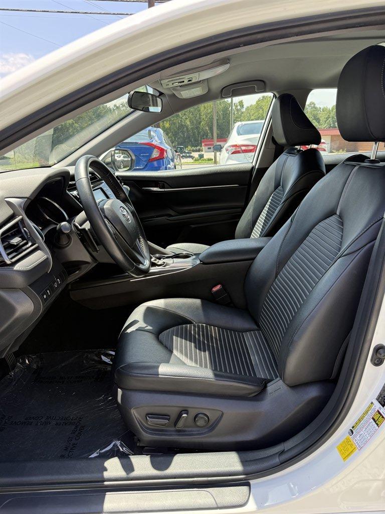 2020 Toyota Camry - $19,999