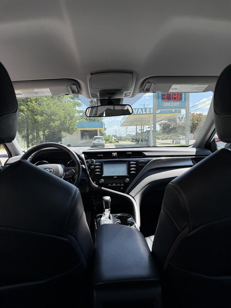 2020 Toyota Camry - $19,999