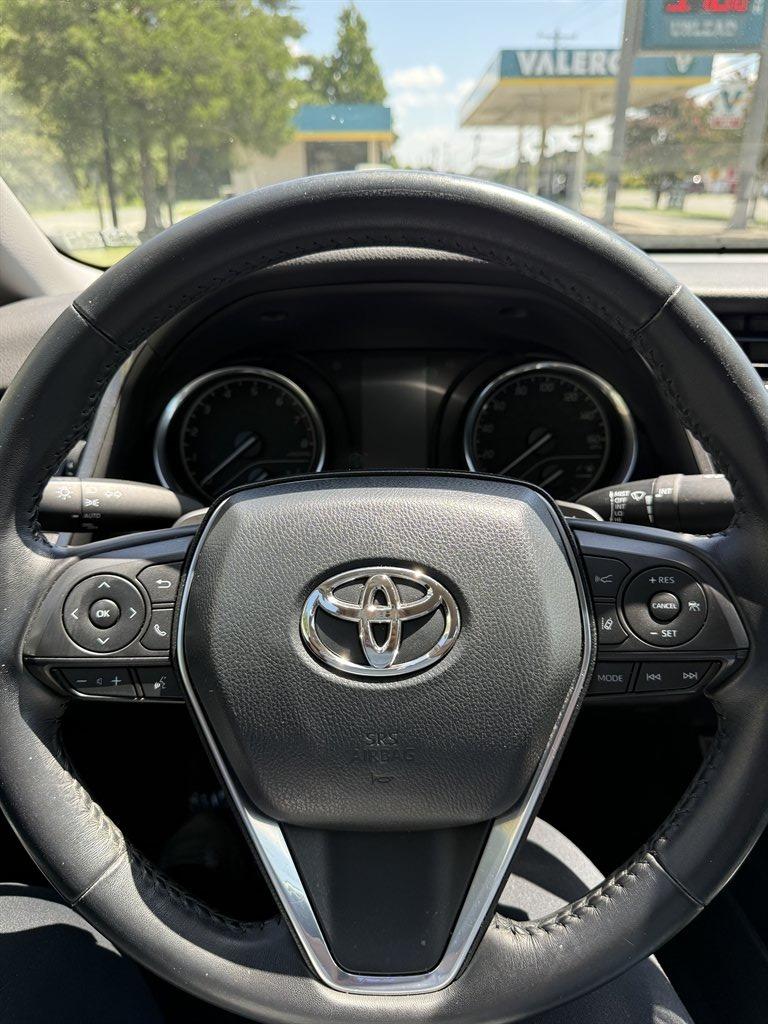 2020 Toyota Camry - $19,999