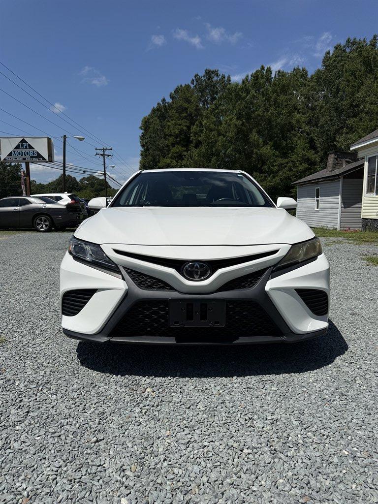 2020 Toyota Camry - $19,999