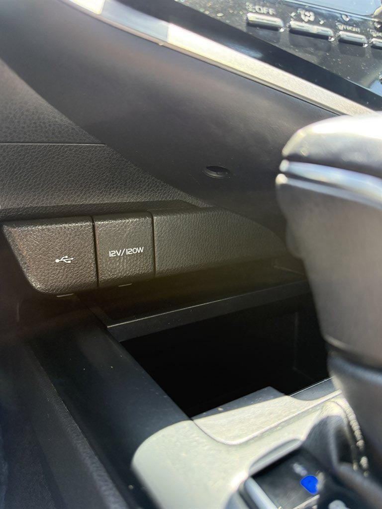 2020 Toyota Camry - $19,999