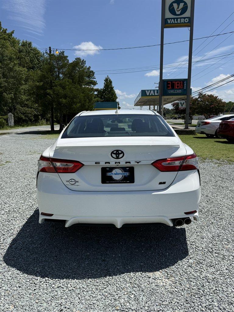 2020 Toyota Camry - $19,999