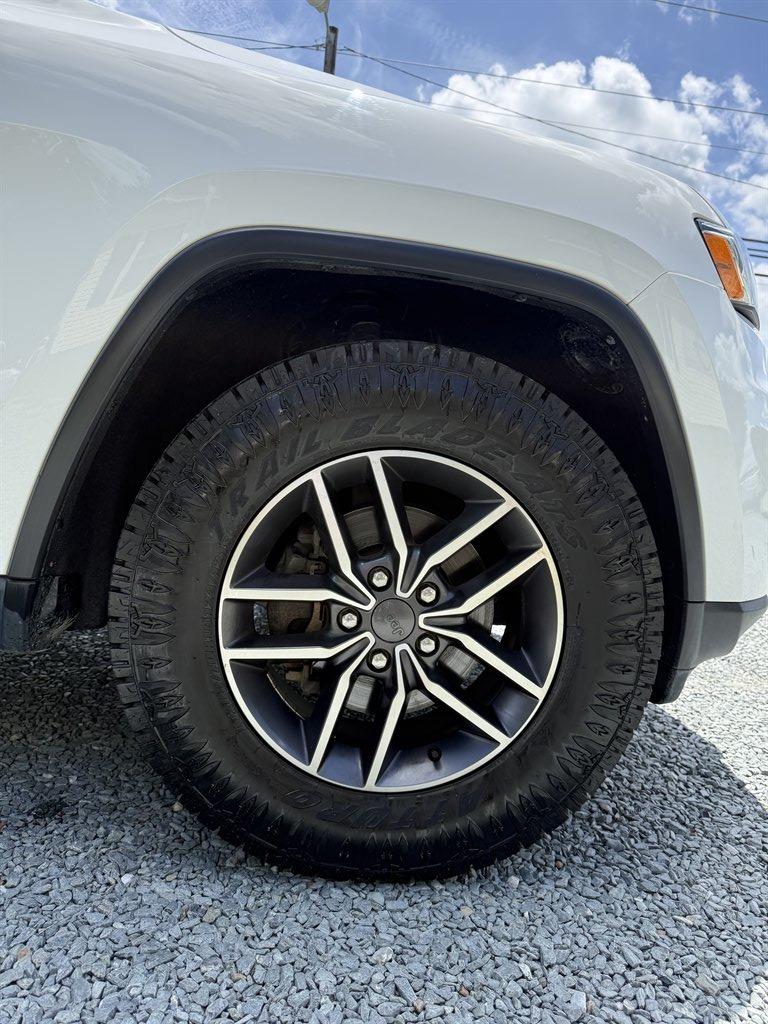 2020 Jeep Cherokee - $13,999