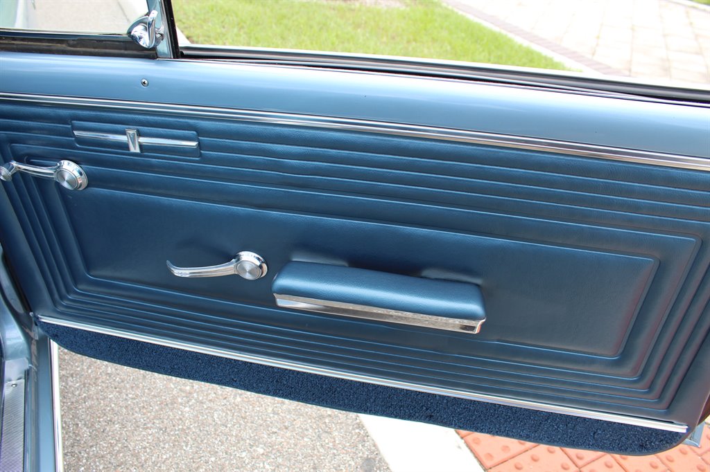 1965 Pontiac Tempest V8 photo