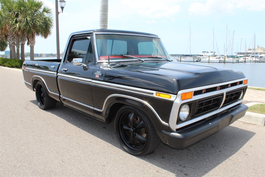1977 Ford F100 