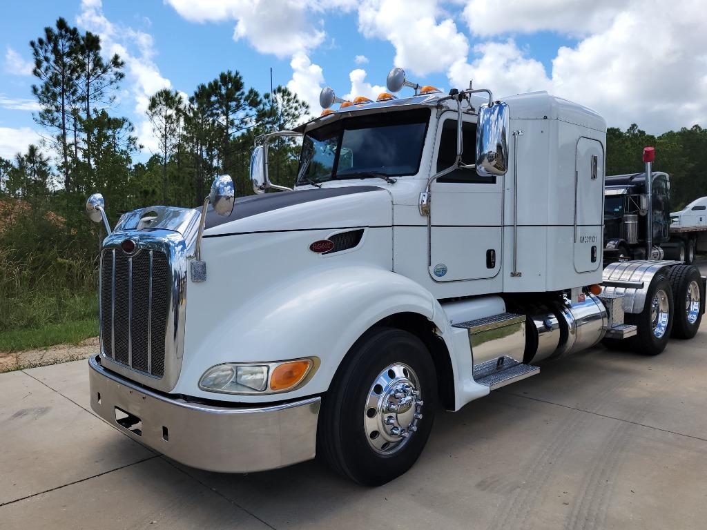 2012 Peterbilt 386 - $44,900