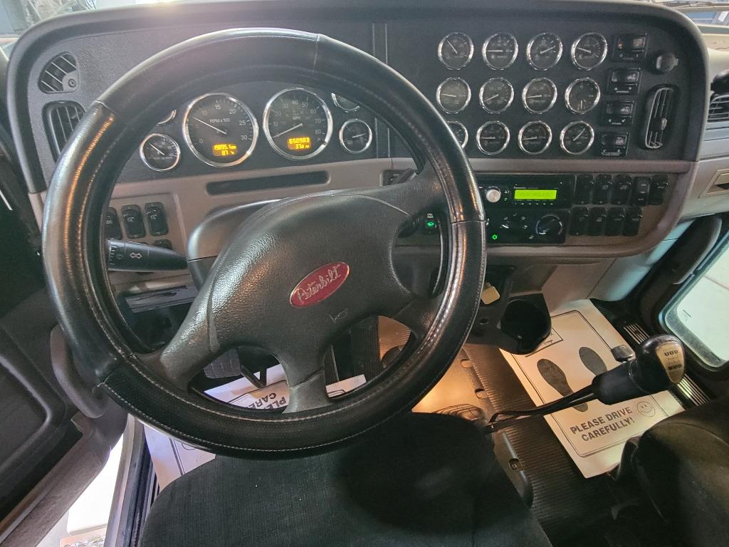 2012 Peterbilt 386 - $44,900