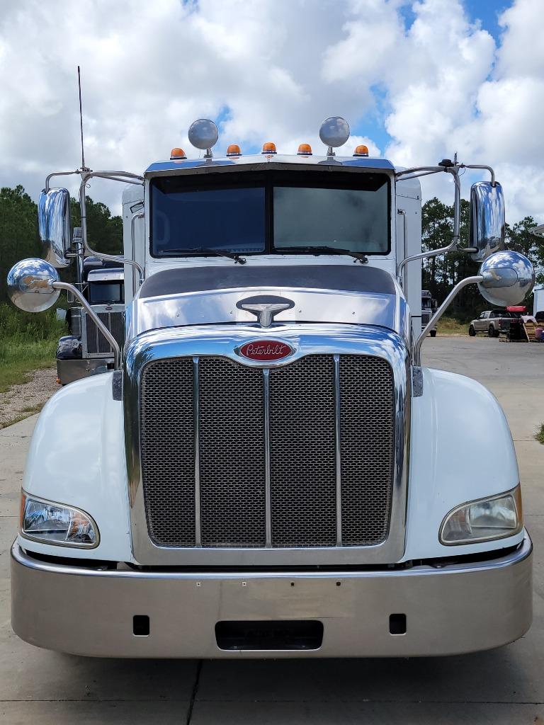 2012 Peterbilt 386 - $44,900