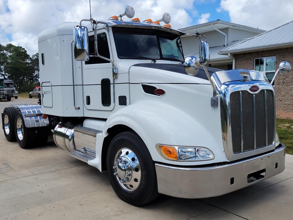 2012 Peterbilt 386 - $44,900