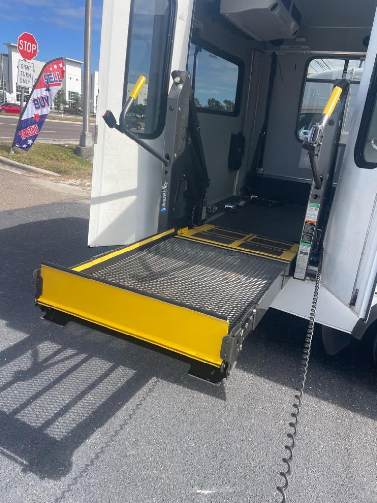 2015 Ford E-450 - $23,000