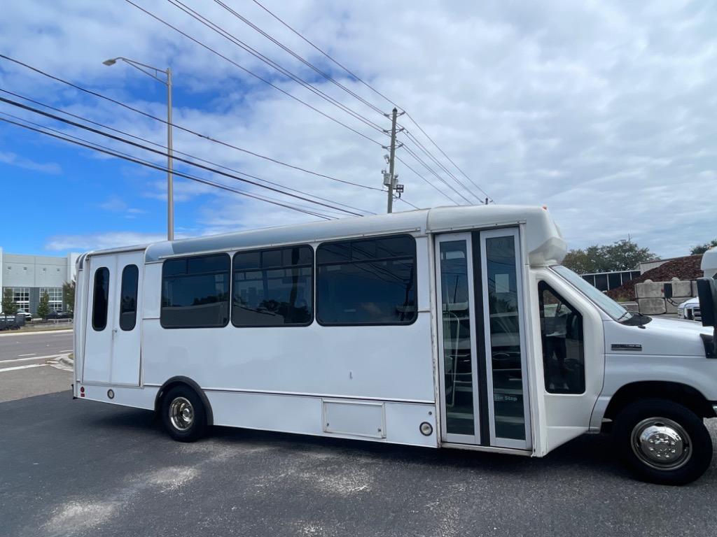 2015 Ford E-450 - $23,000