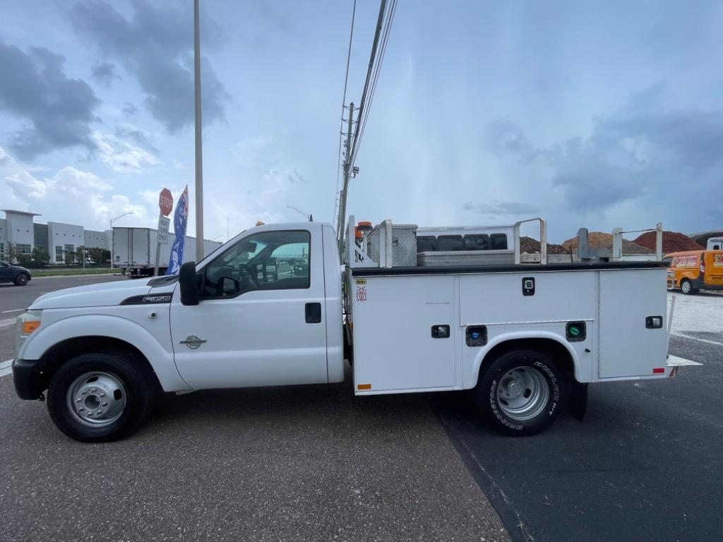 2016 Ford F-350 - $18,600