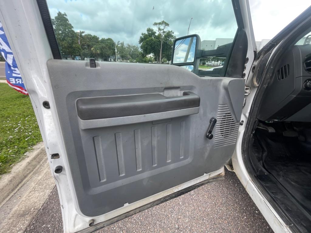 2016 Ford F-350 - $18,600