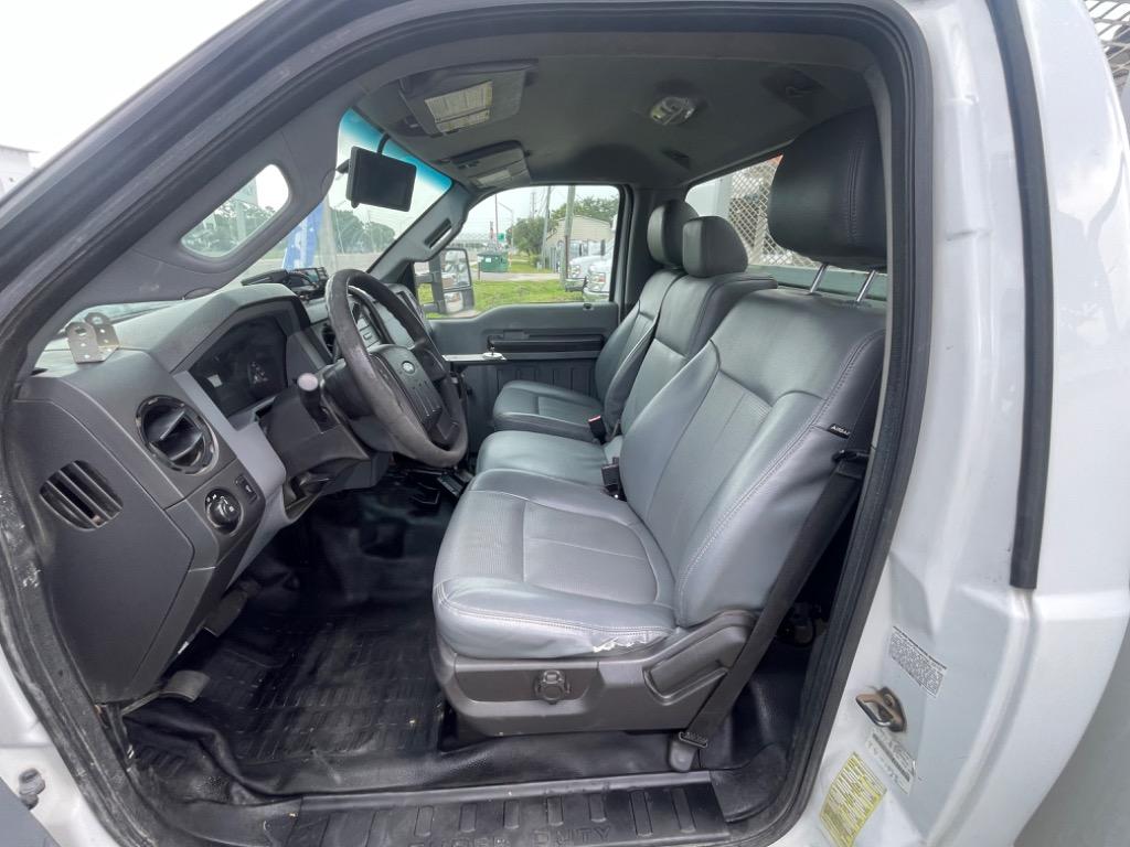 2016 Ford F-350 - $18,600