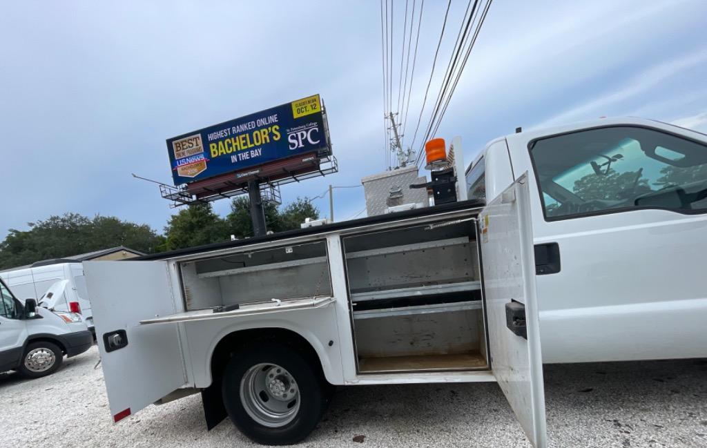 2016 Ford F-350 - $15,550