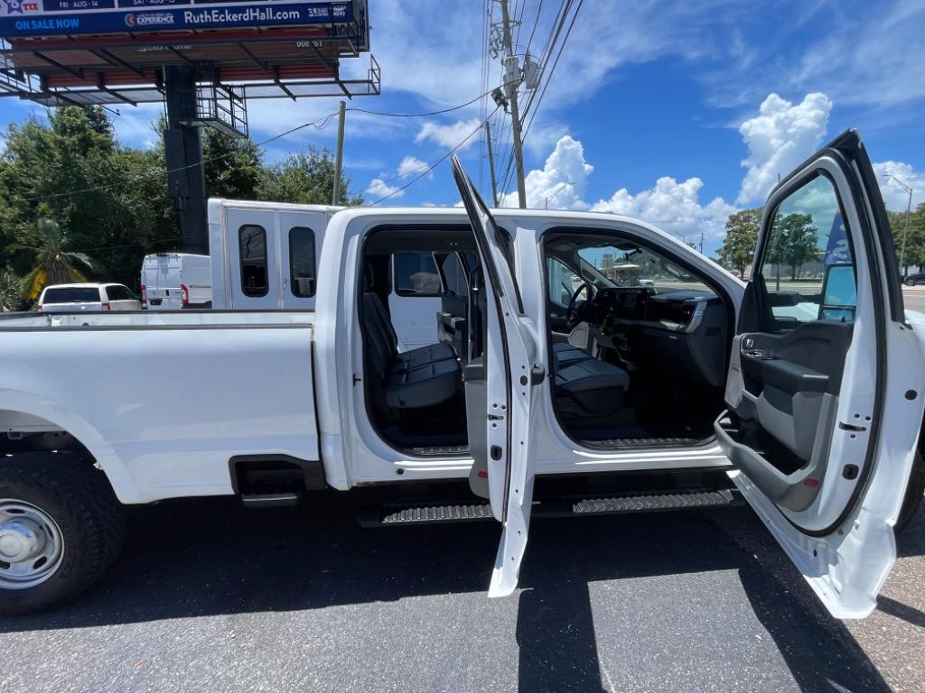 2023 Ford F-250 - $38,332