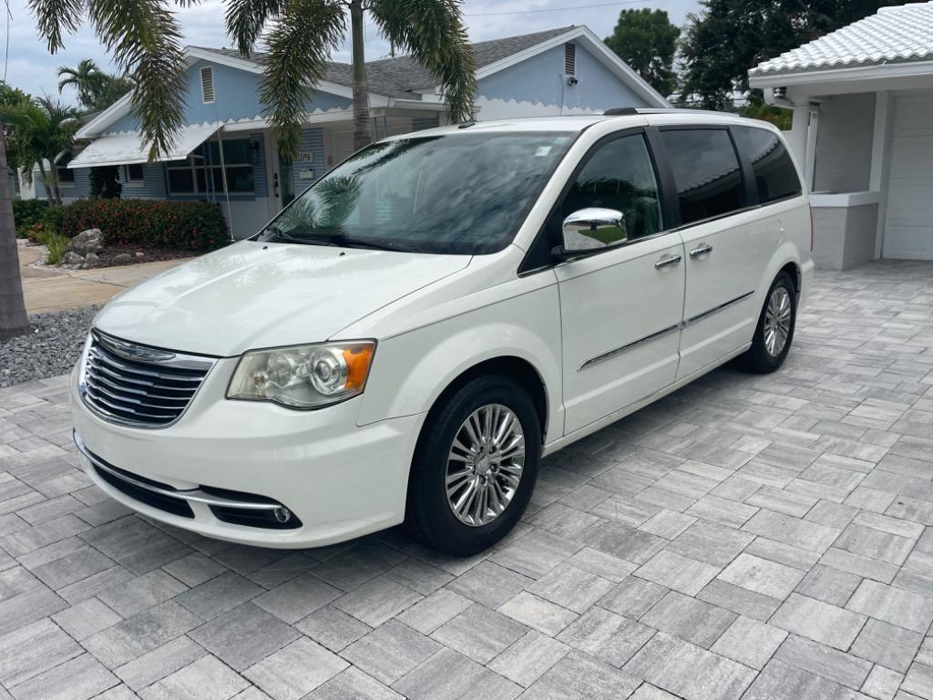 2011 Chrysler Town & Country - $9,932
