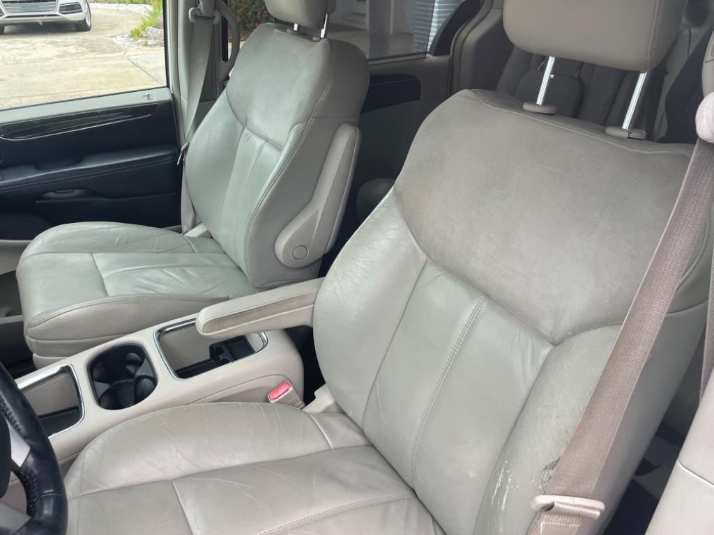 2011 Chrysler Town & Country - $9,932