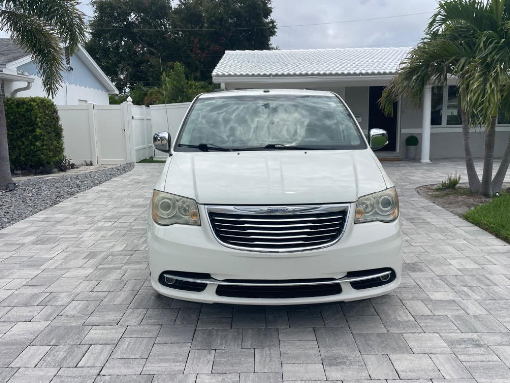 2011 Chrysler Town & Country - $9,932