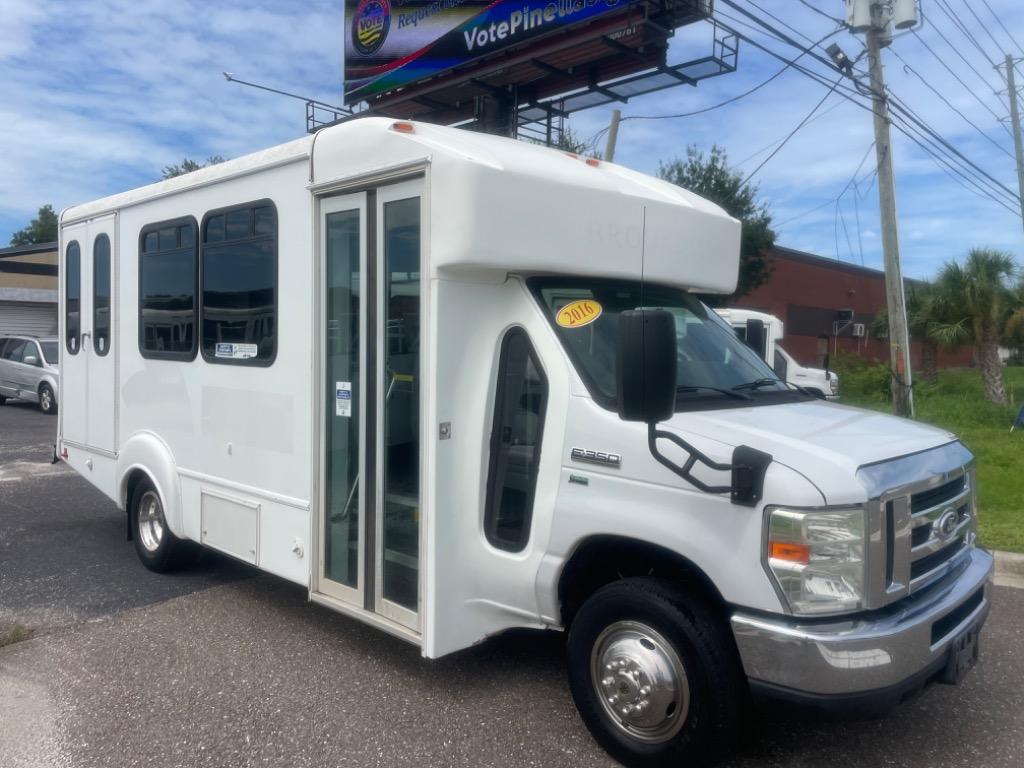 2016 Ford E-350 - $25,900