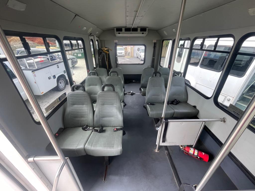 2016 Ford E-350 - $25,900