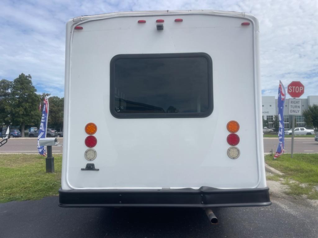 2016 Ford E-350 - $25,900