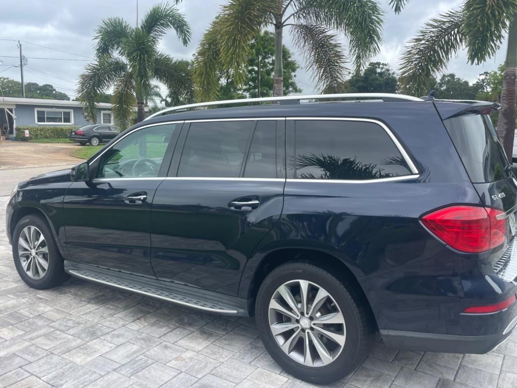 2014 Mercedes-Benz GL-Class - $12,500