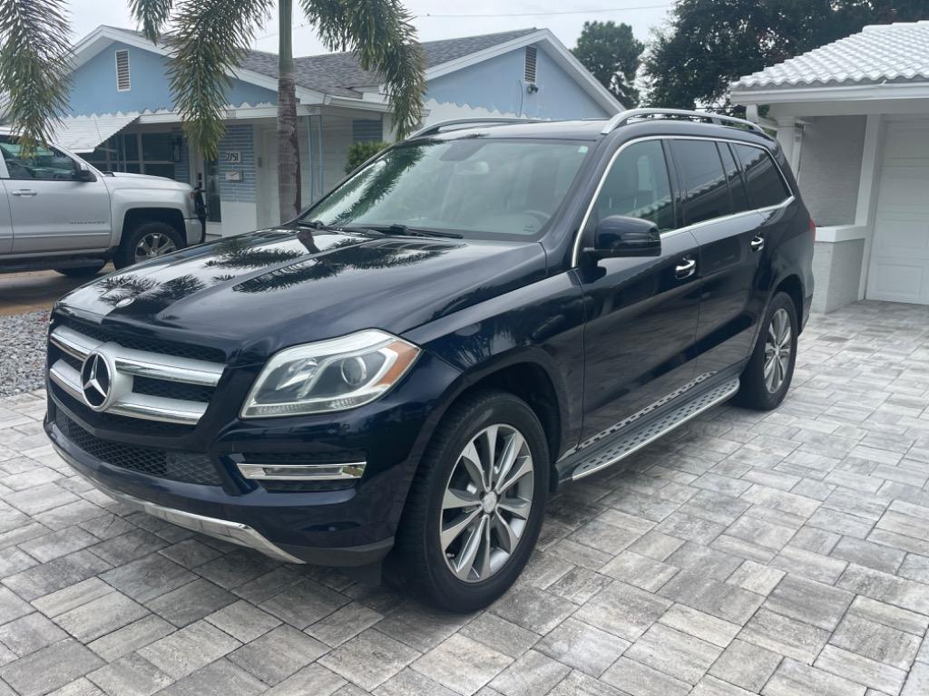 2014 Mercedes-Benz GL-Class - $12,500