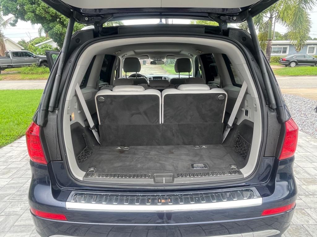2014 Mercedes-Benz GL-Class - $12,500