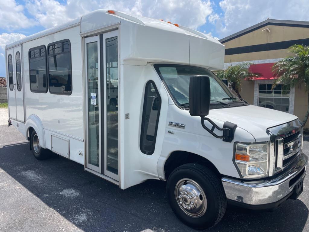 2015 Ford E-350 - $24,900