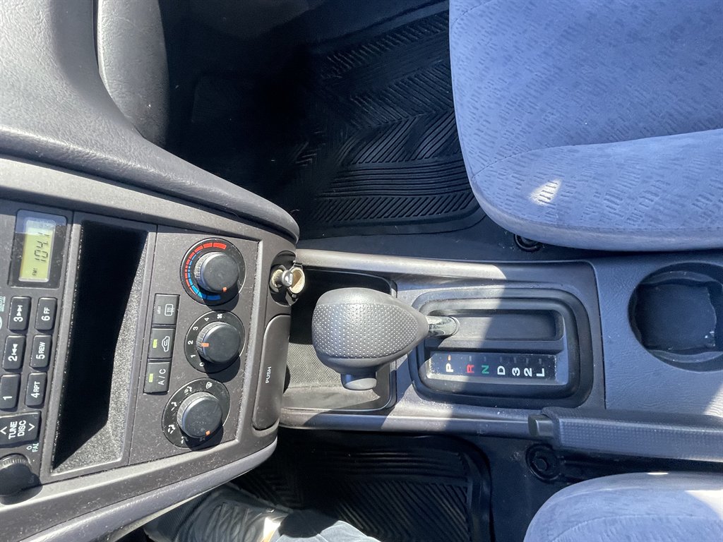 2006 Hyundai Elantra - $2,500