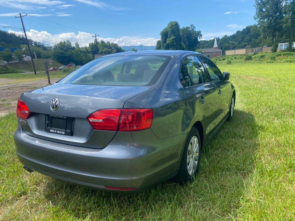 2014 Volkswagen Jetta S photo