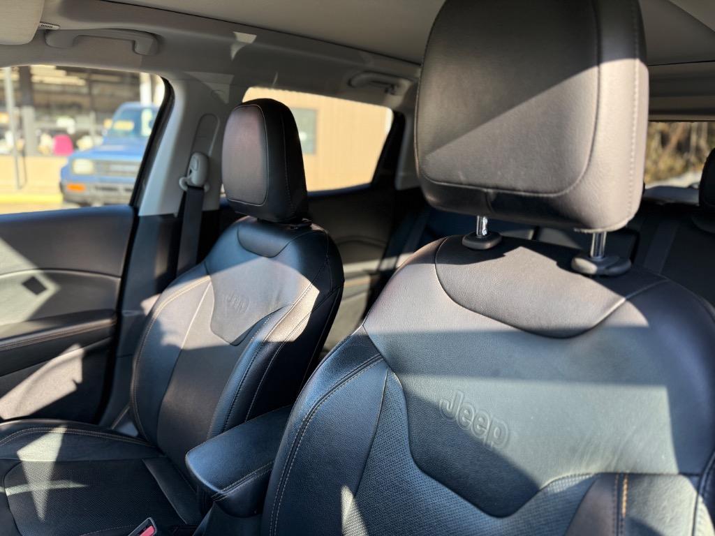 2018 Jeep Compass Limited photo