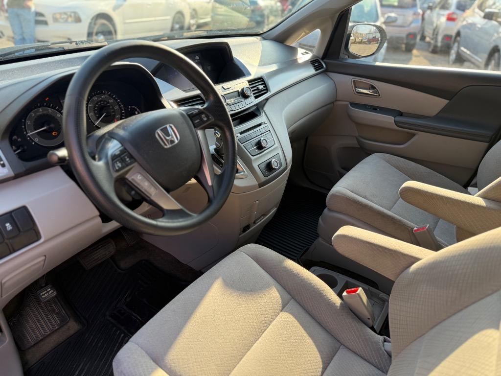 2017 Honda Odyssey LX photo