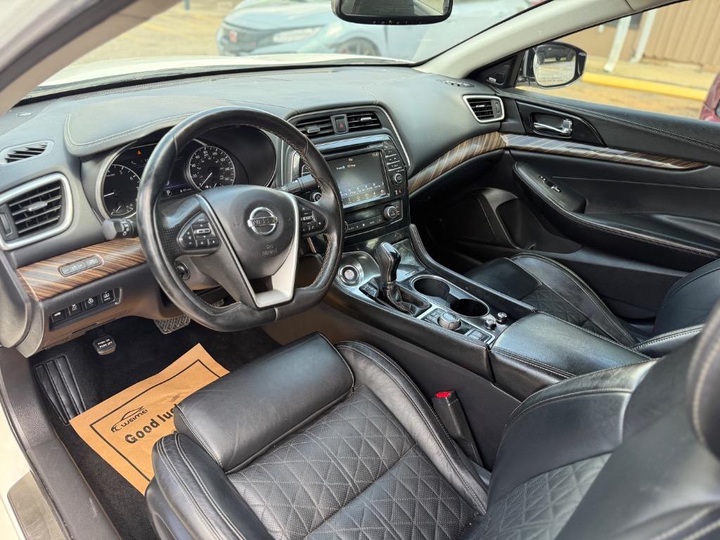 2018 Nissan Maxima Platinum photo