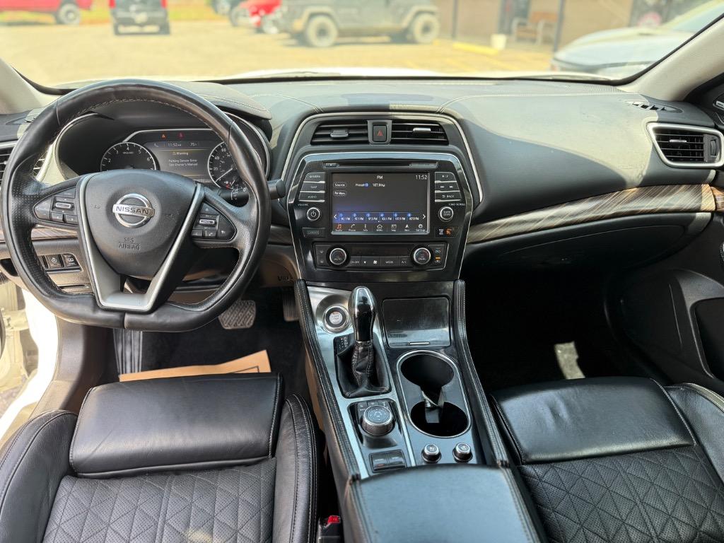 2018 Nissan Maxima Platinum photo