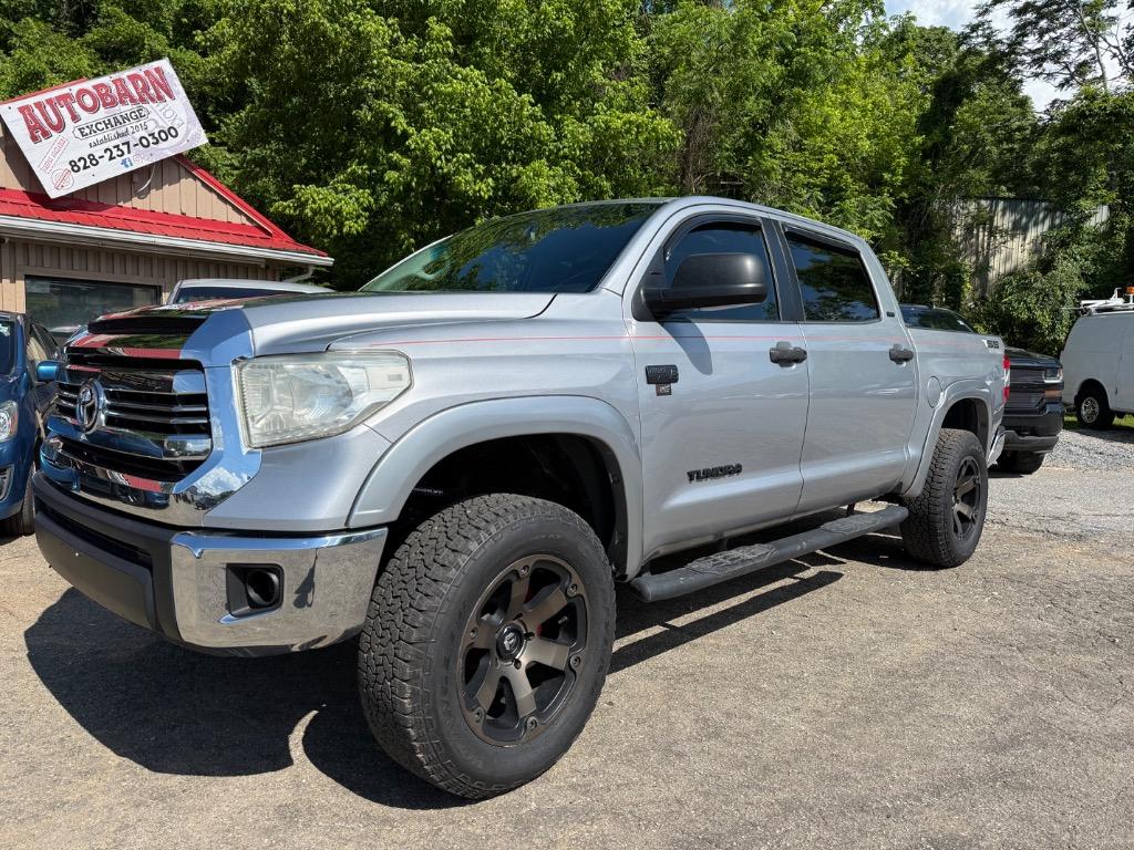2017 Toyota Tundra SR5 photo