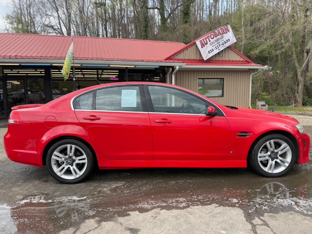 2009 Pontiac G8 - $15,900