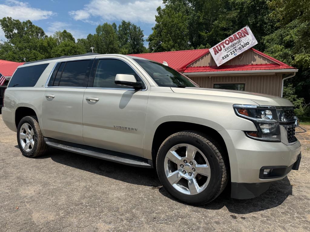 2016 Chevrolet Suburban - $18,250
