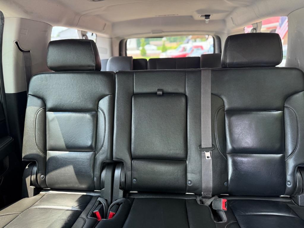2016 Chevrolet Suburban - $18,250