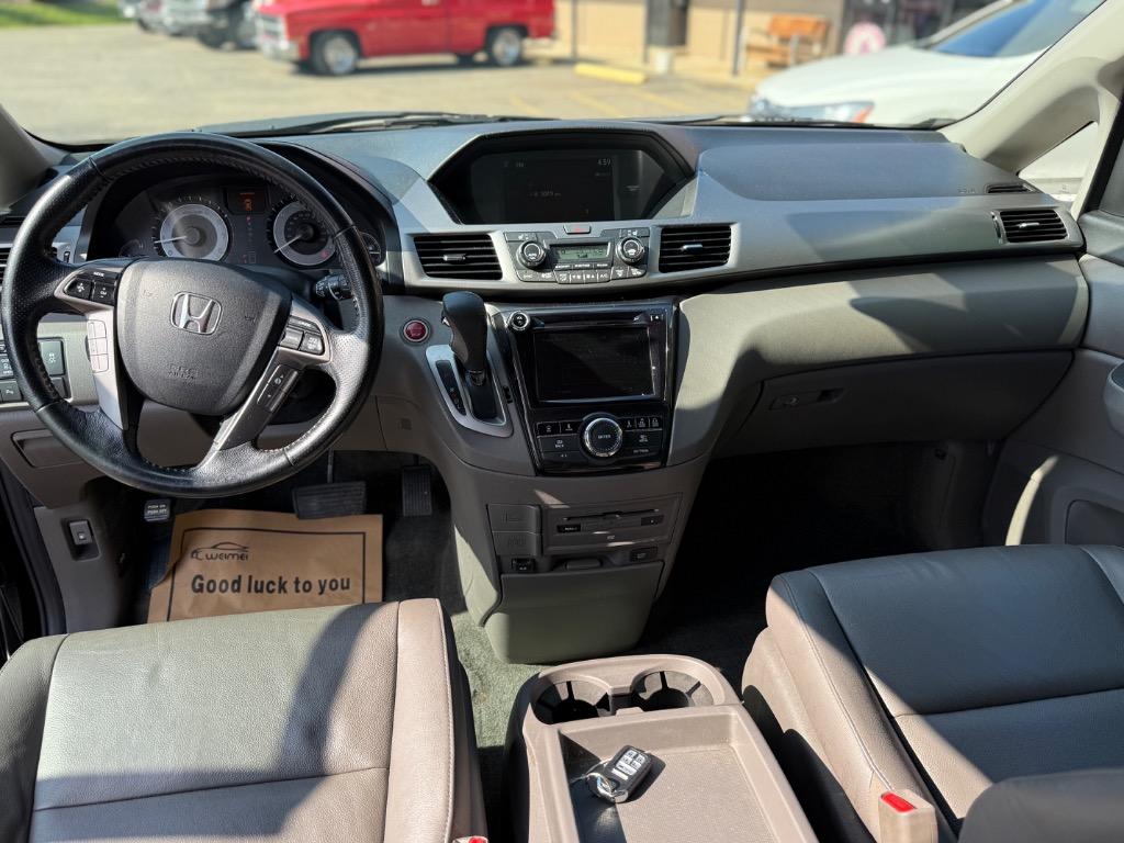 2016 Honda Odyssey - $15,490