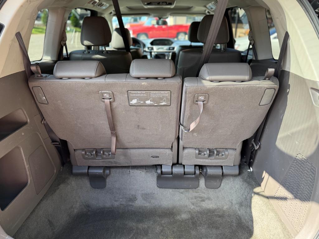 2016 Honda Odyssey - $15,490
