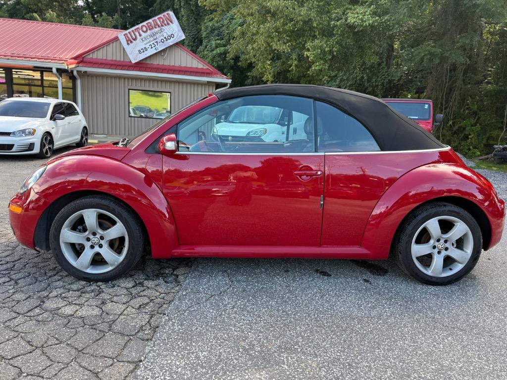 2006 Volkswagen Beetle - $6,900