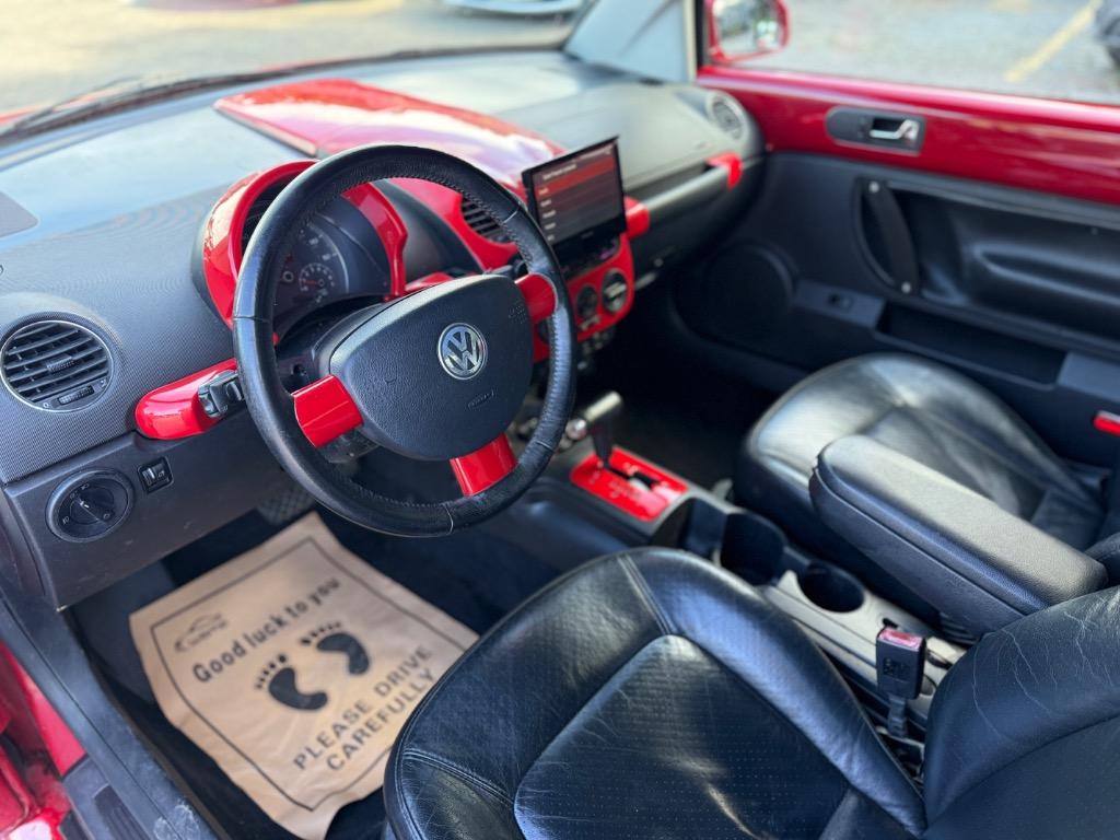 2006 Volkswagen Beetle - $6,900